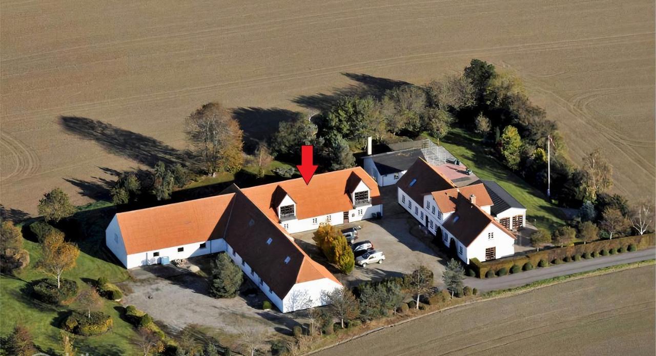 Storre Luksus Hus Ved Assens Apartment Exterior photo